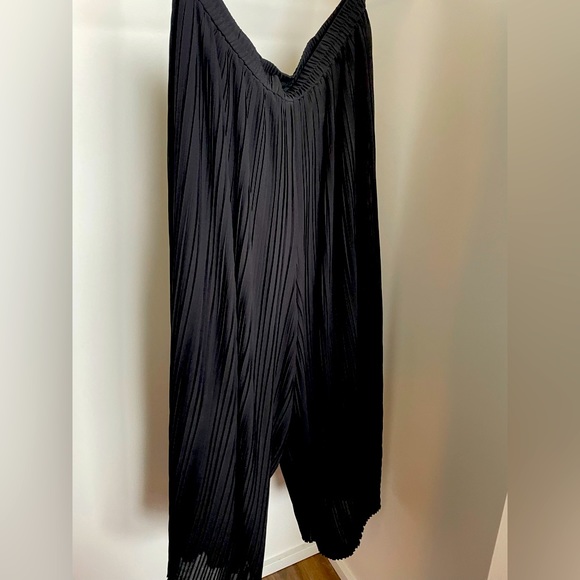 Flowy pants - Picture 1 of 2